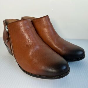 Vionic Jolene Ankle Boots Booties Burnished Leather 8 Wide Brown Western Indie